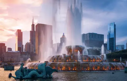 End at Chicago's iconic Buckingham Fountain